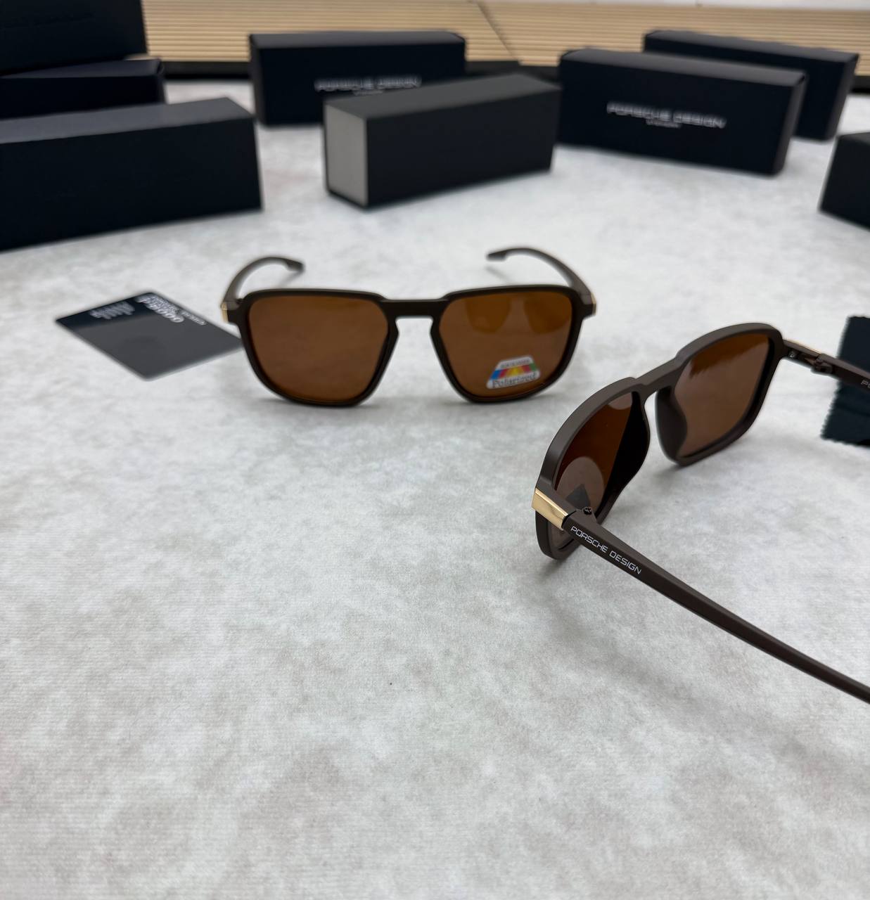 PORSCH DESIG SUNGLASSES COME WITH BOX ETC am0106