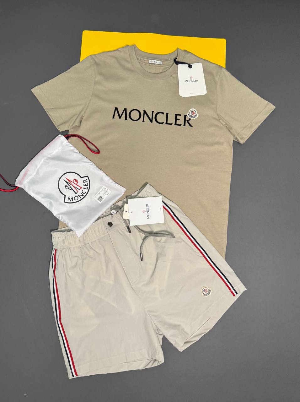 Moncle T-shirts or Swim shorts na1308
