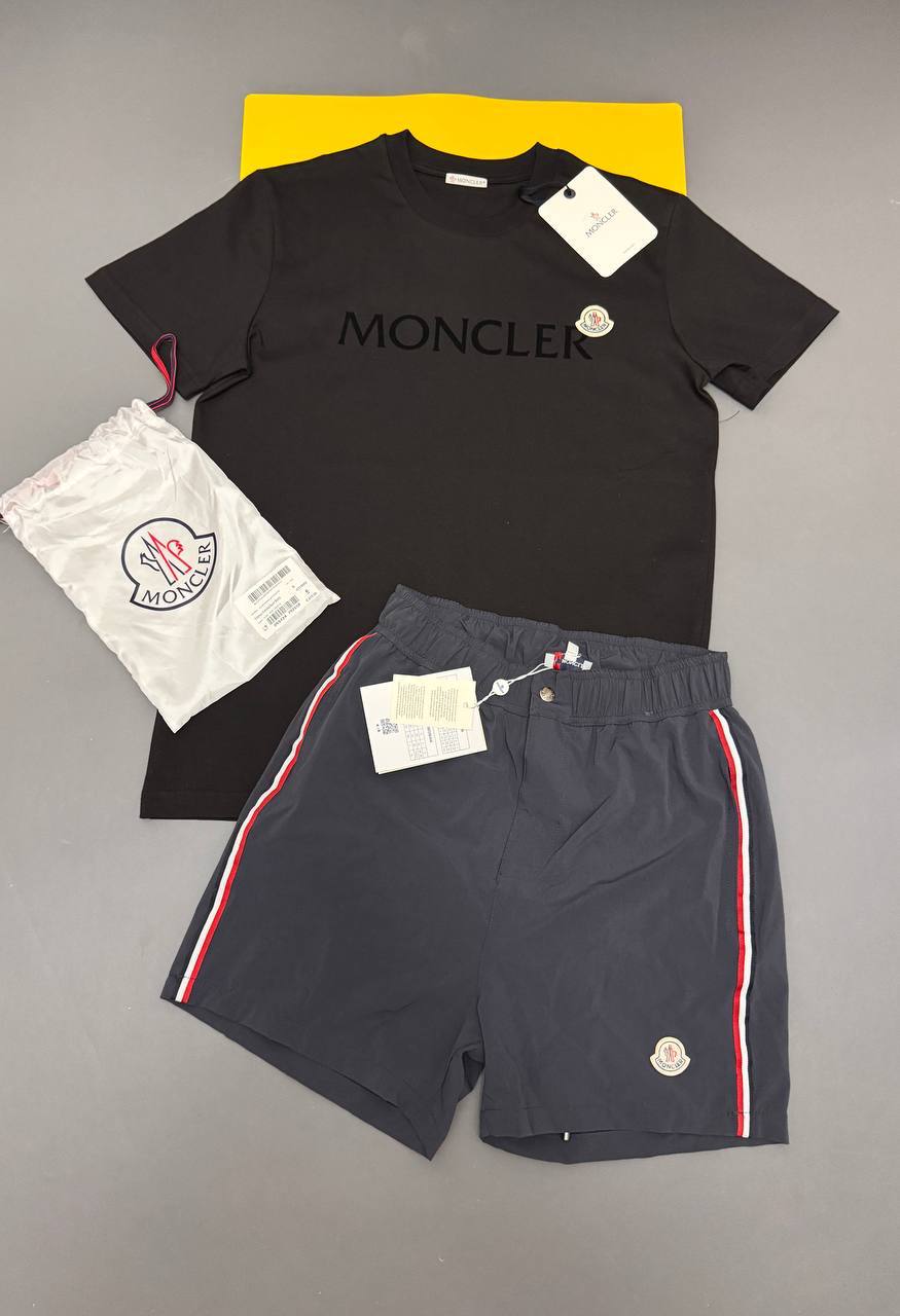Moncle T-shirts or Swim shorts na1308