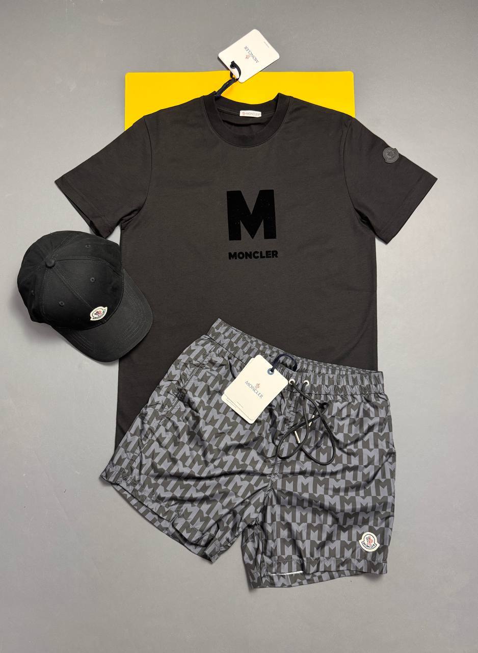 Moncle T-shirts or Swim shorts na1308