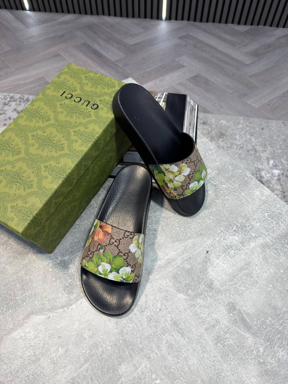 Superclon Gucc Women Sliders aj0206