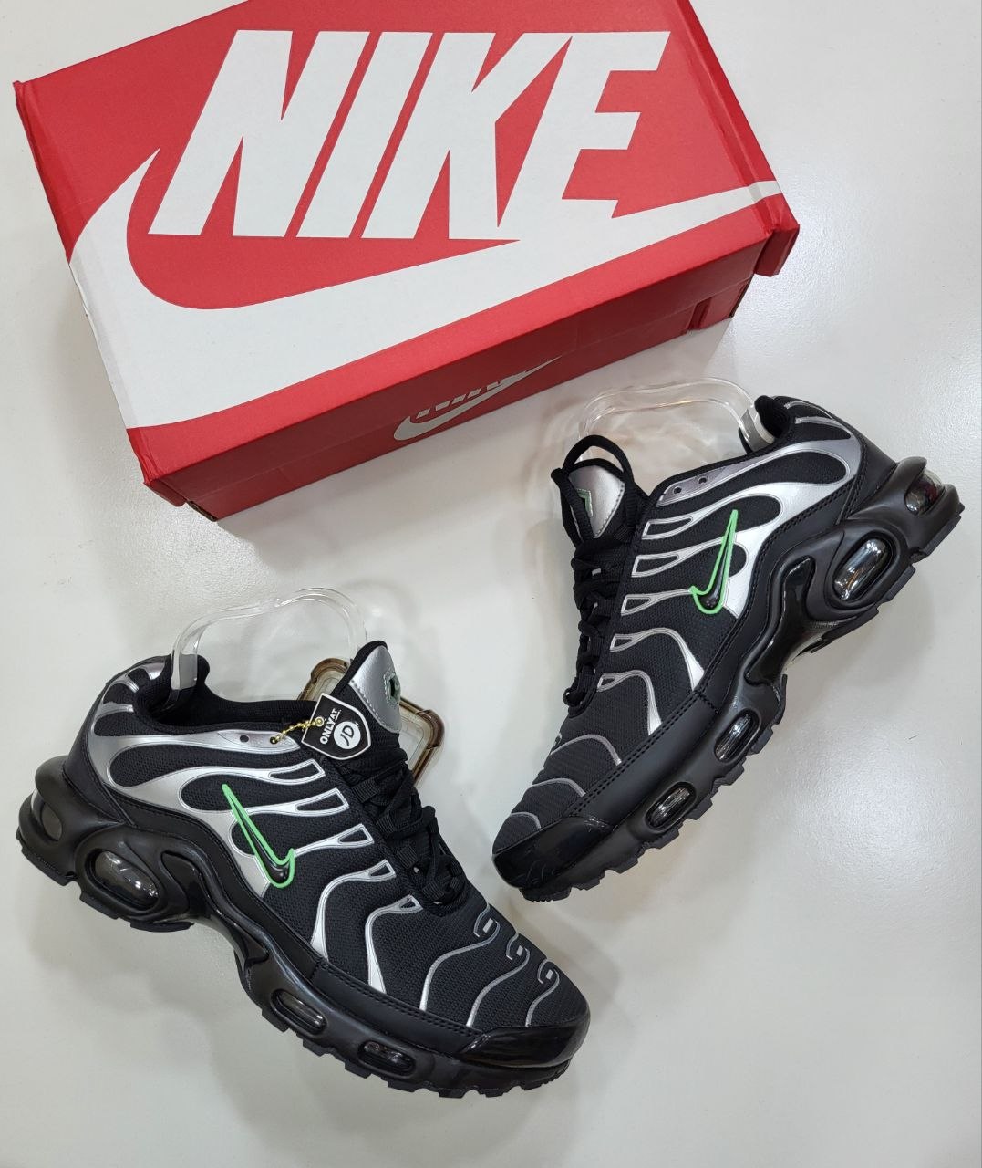 QUALITY MENS NIK TNS ak0306