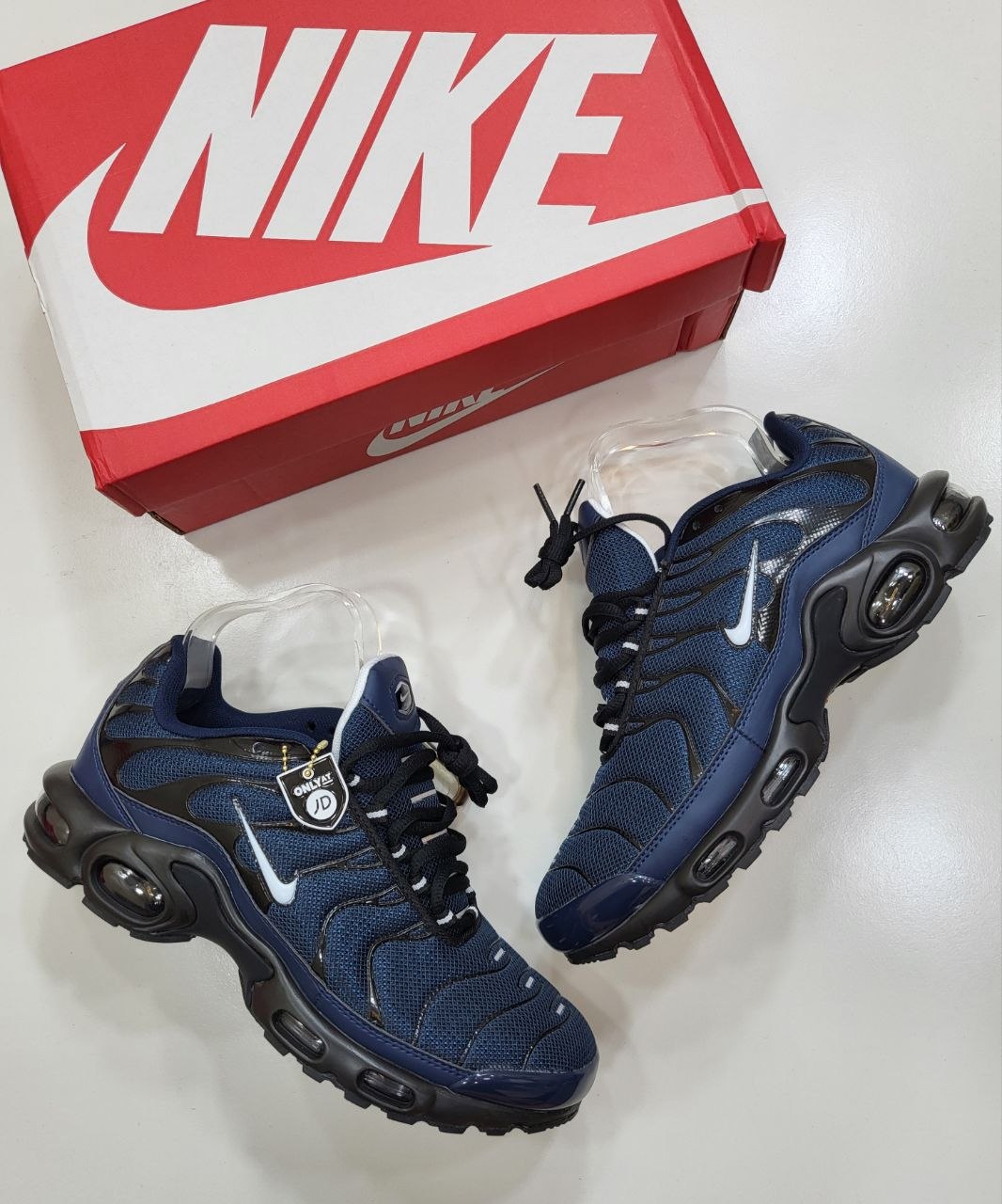 QUALITY MENS NIK TNS ak0306