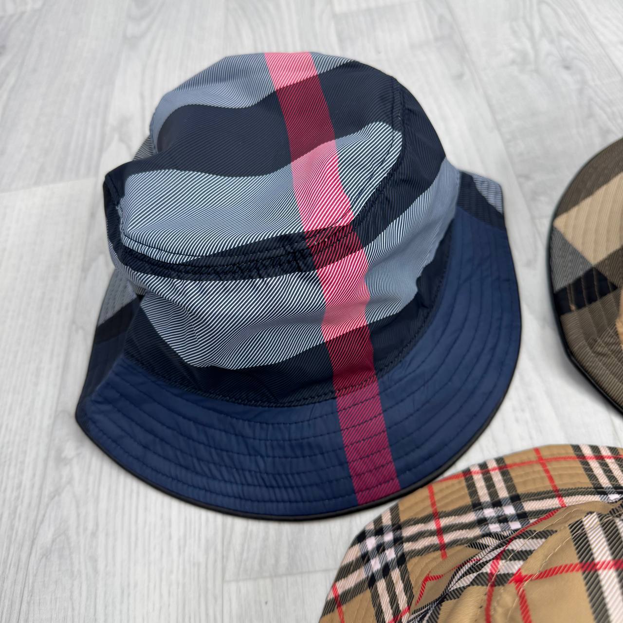 Burberr hat. Sa0907
