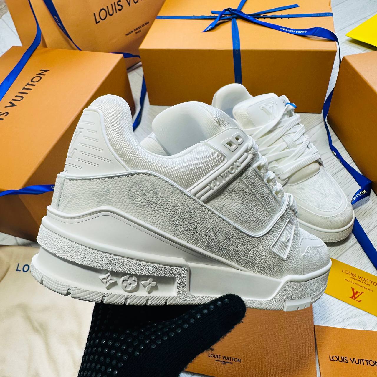 SUPERCLO QUALITY LVE SHOES to1911