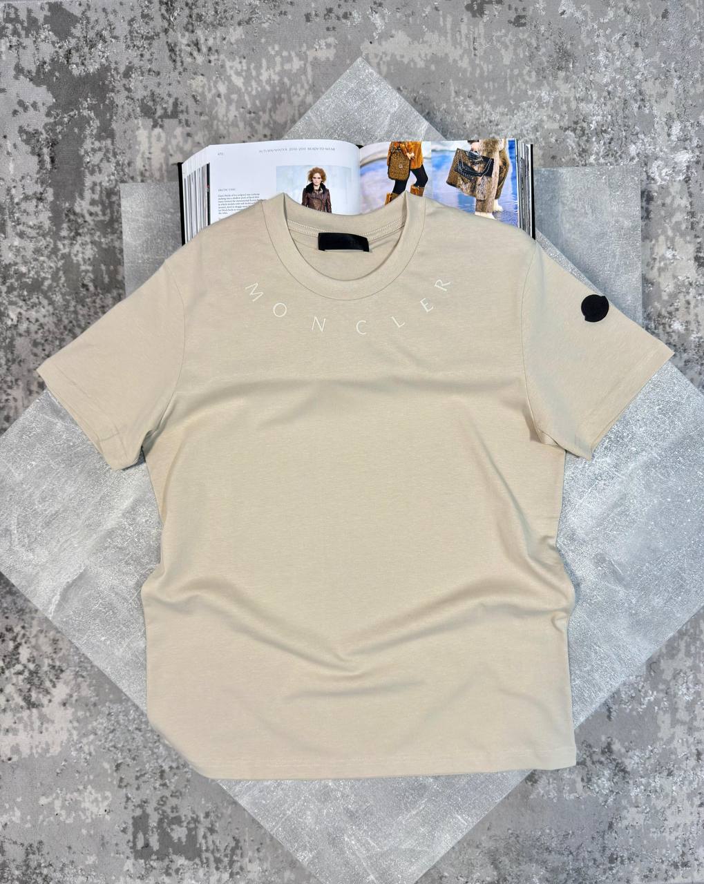 Moncle Tshirt aj0306
