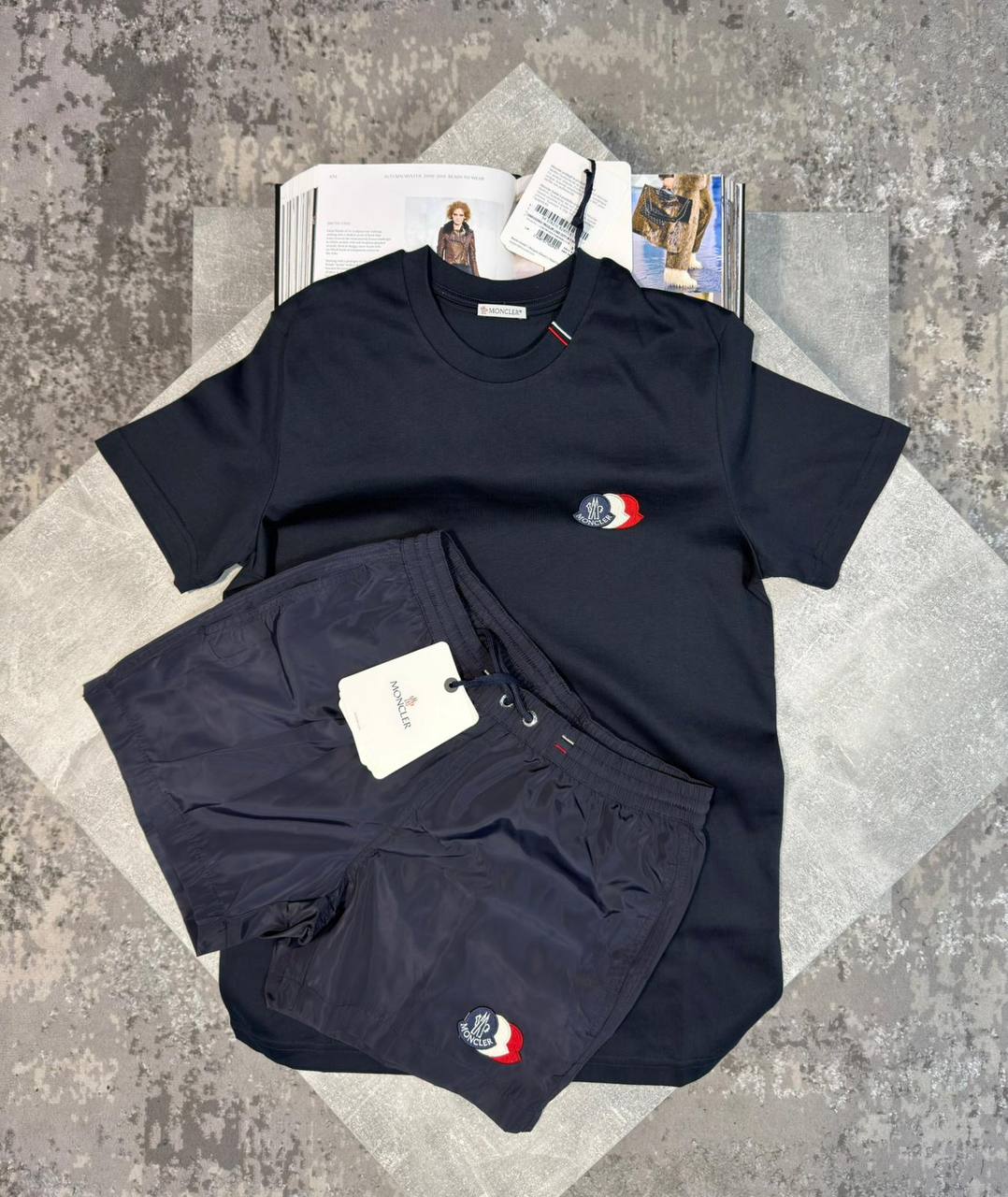 Moncle Shorts Set aj0306