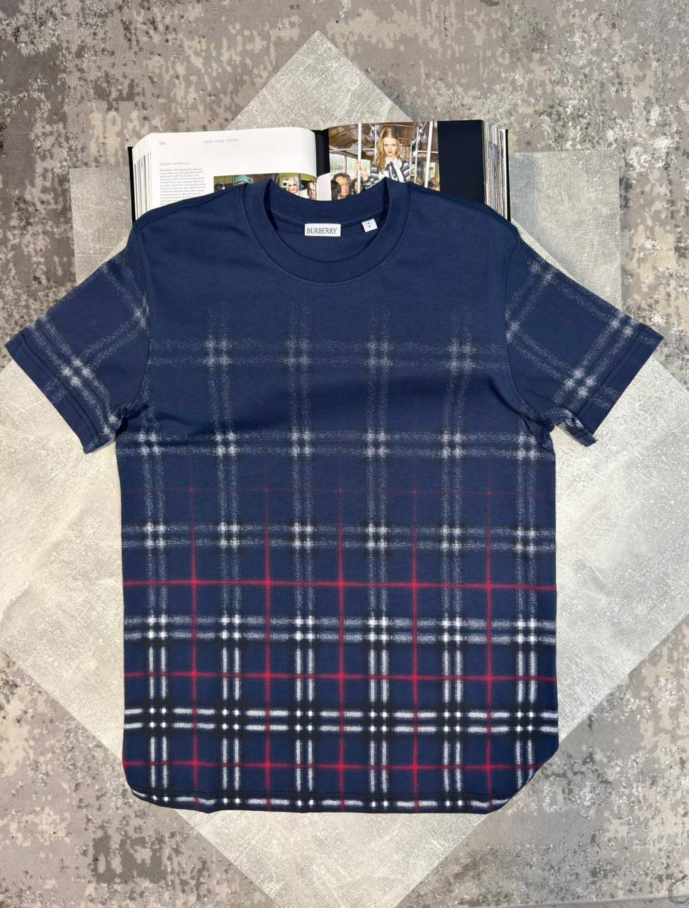 Burber Tshirt aj0306