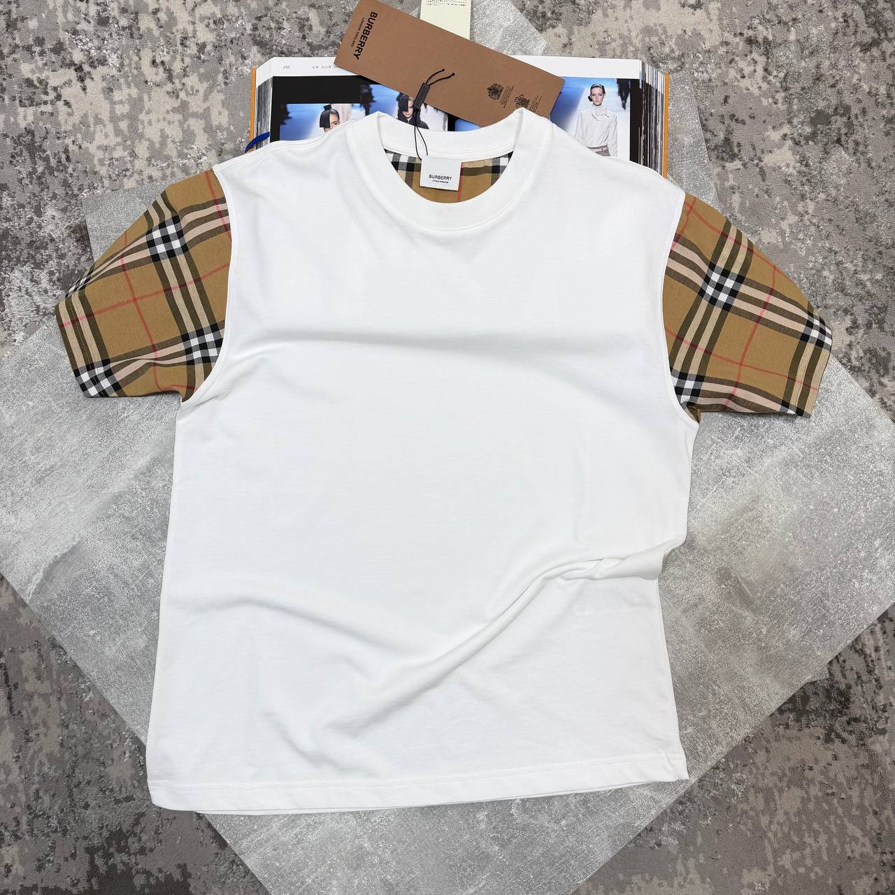 Superclon Burber Tshirt aj0306