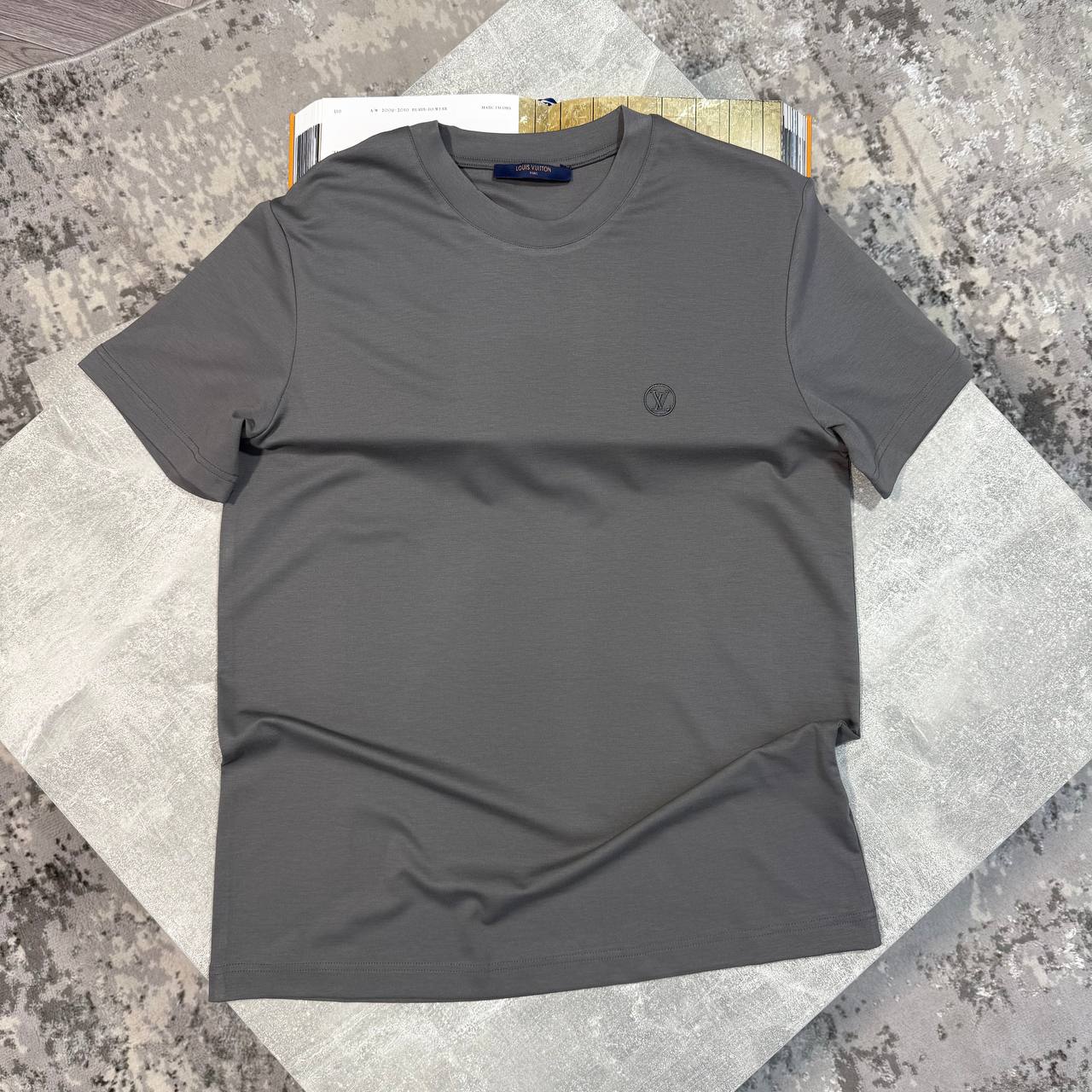LV Tshirt aj0306