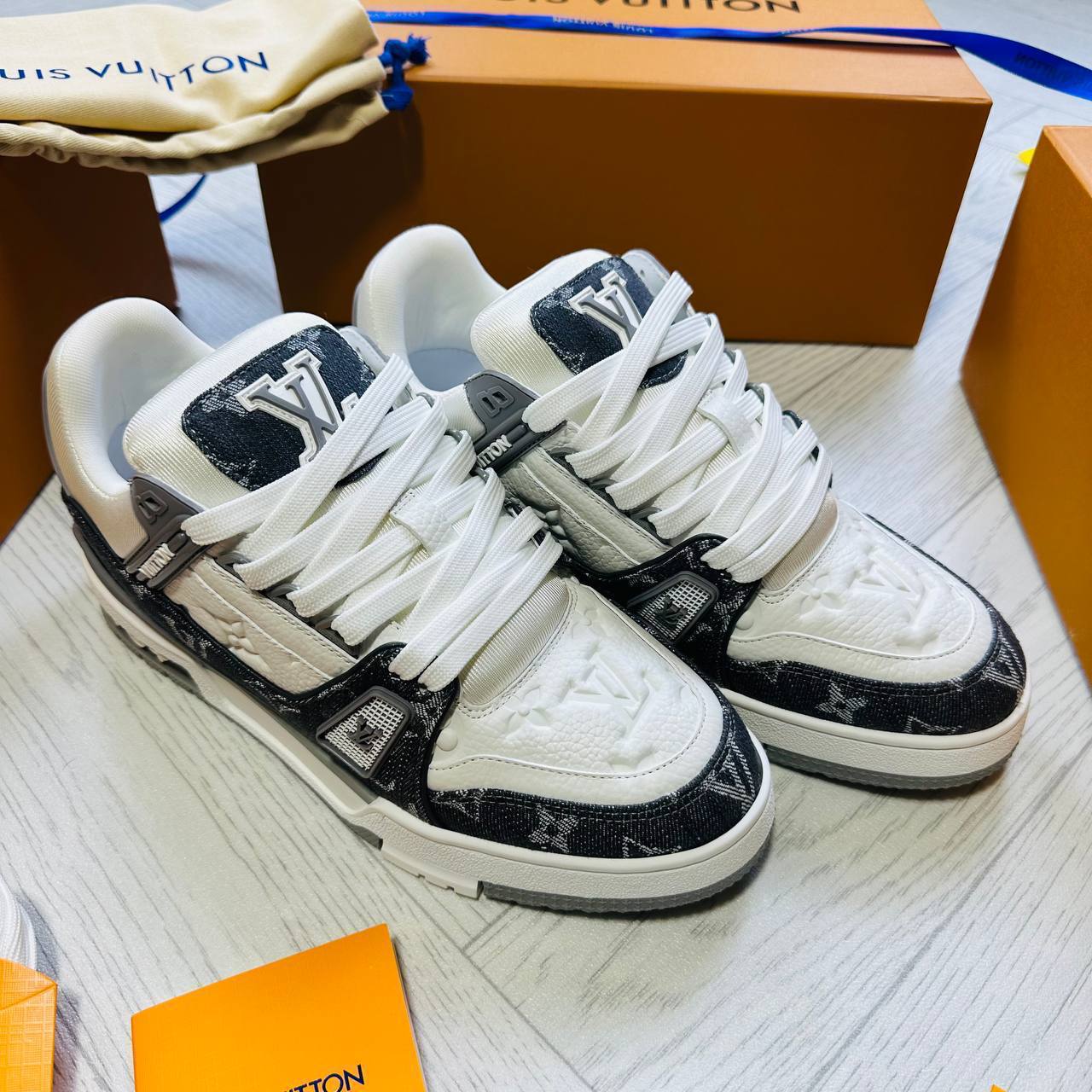 SUPERCLON QUALITY LV SHOES to0406