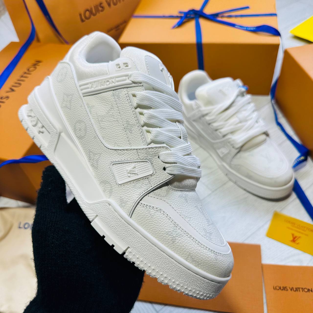 SUPERCLON QUALITY LV SHOES to0406