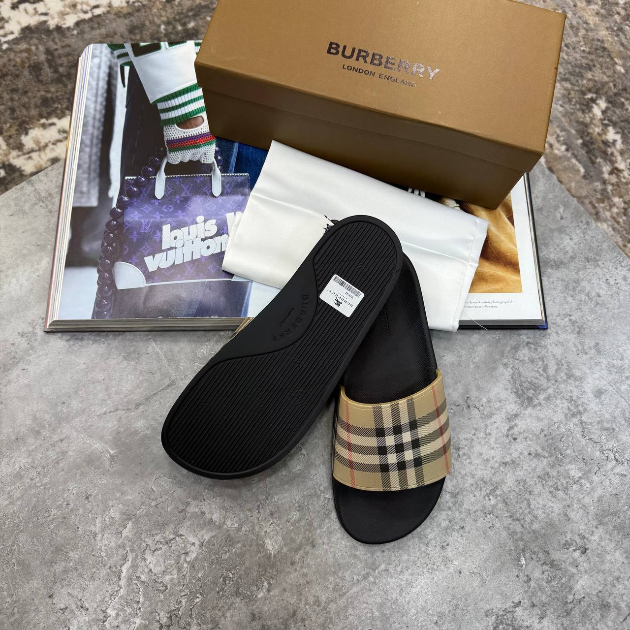 Top quality Burberr  Slider ha0406