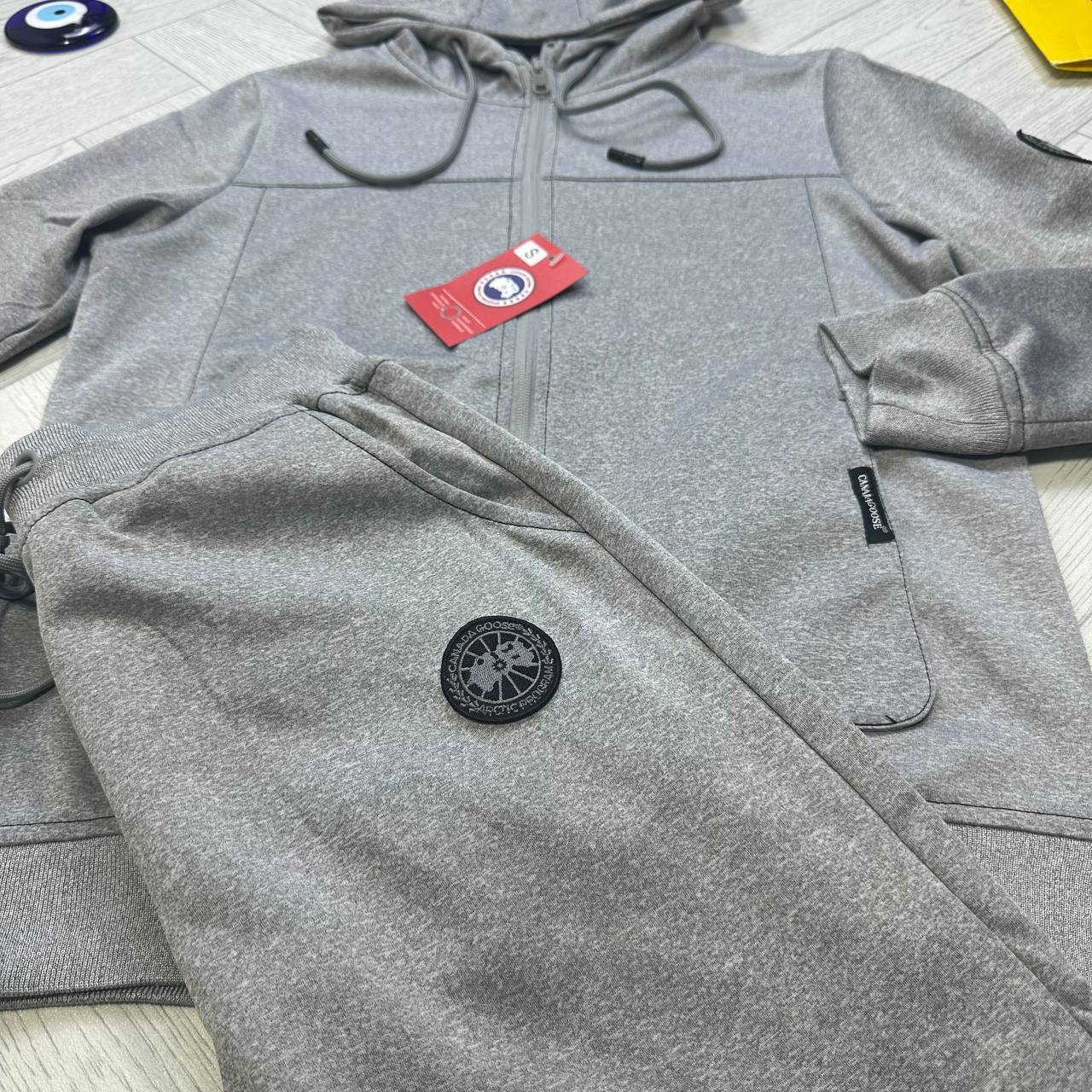 QUALITY CANAD GOOS TRACKSUITS to0506