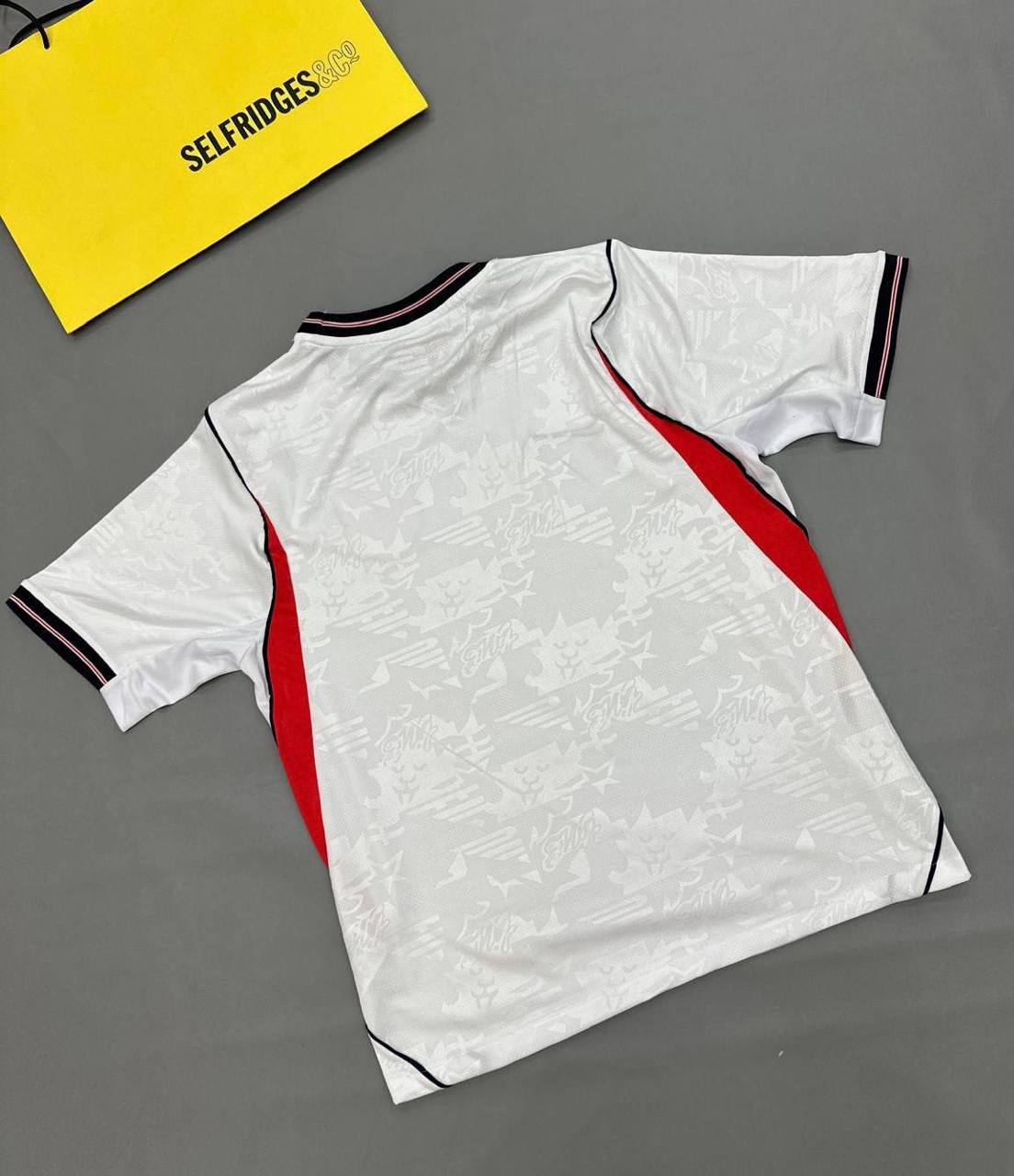 Quality England  Home  T-shirts to0606