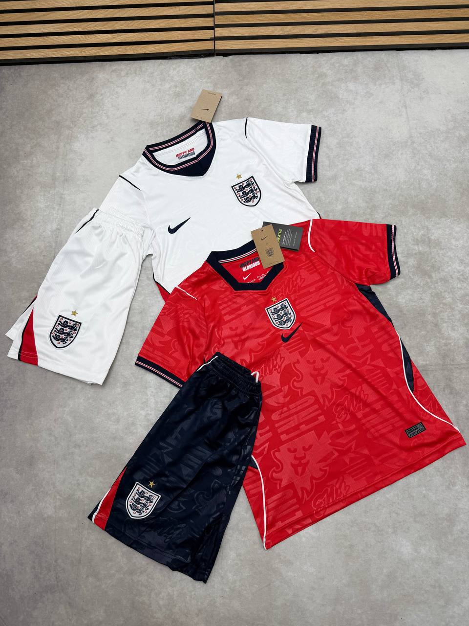 KIDS FOOTBALL KIT SET am0706