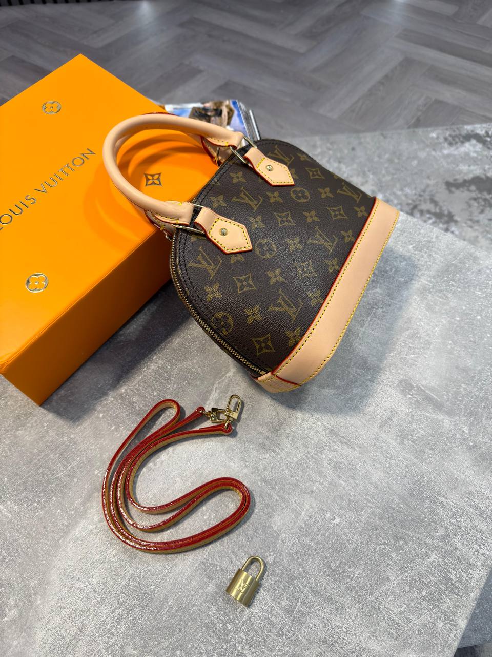 LV Alm BB Bag  Boxed and Packaged aj1006