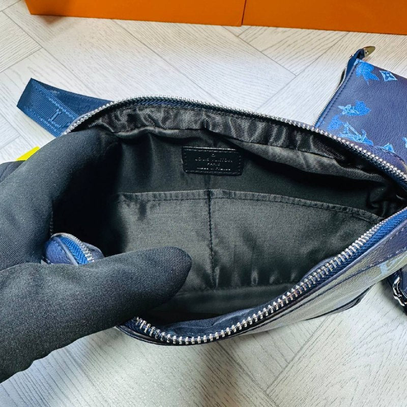 LV MAN BAG WHIT BOX AND DUST BAG to1006