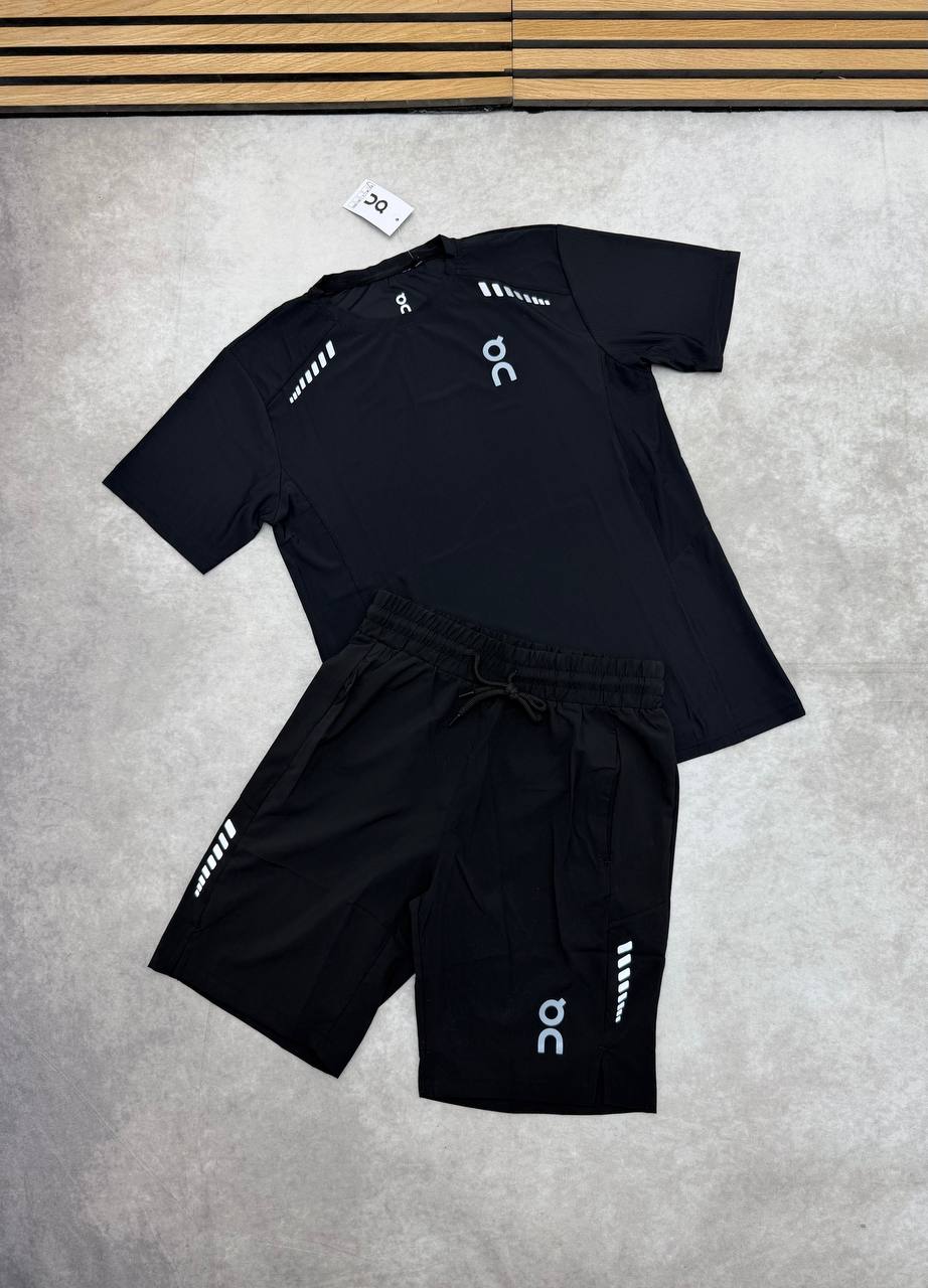 MENS ON CLOU SHORT SET am1106