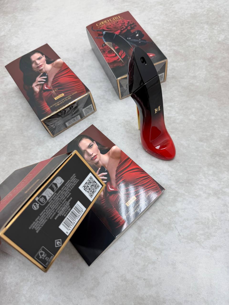 VERY GOOD GIRL CAROLIN HERRER VERY ELIXIR am1106