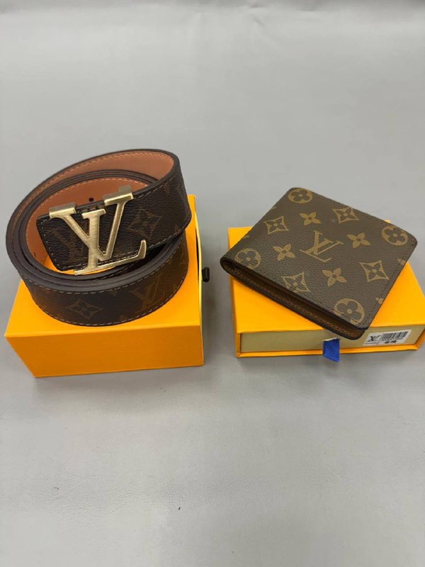 Quality Loui Vuitto Wallet & Belt set to1106