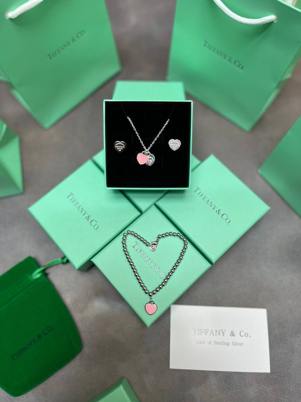 TIFFANYE NECKLACE BRACELET & EARING SETS COME WITH BOX ETC am2911