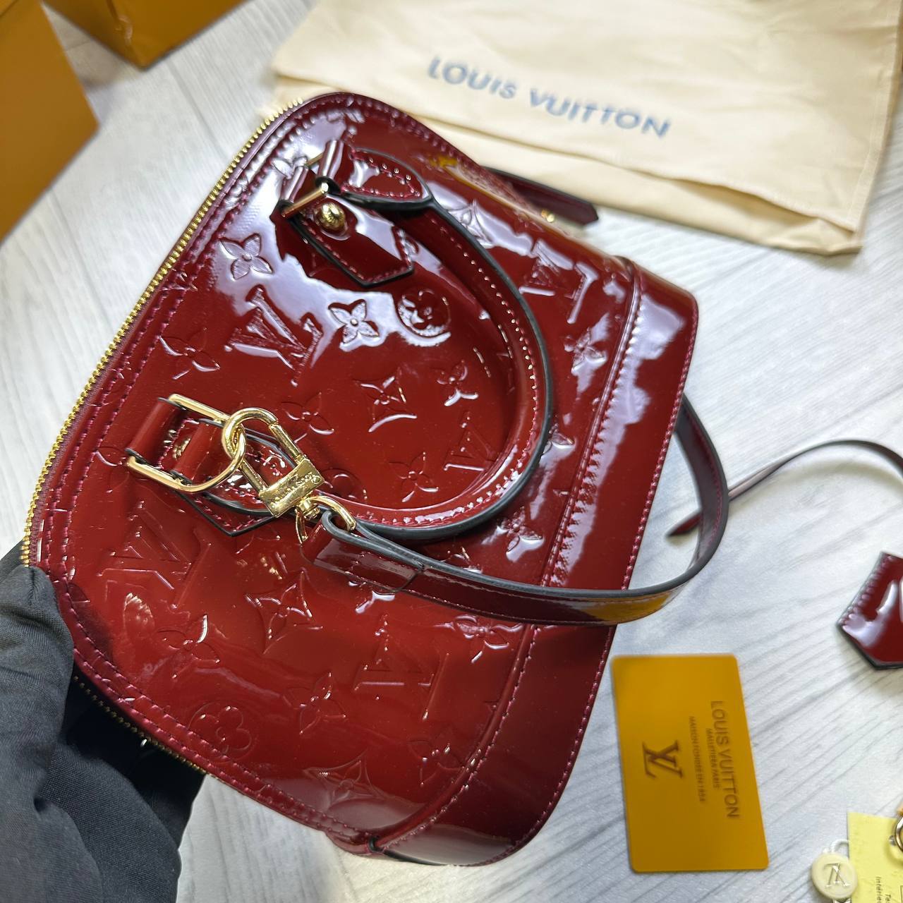 COLN QUALITY LV LADIES BAG WHIT BOX to1306