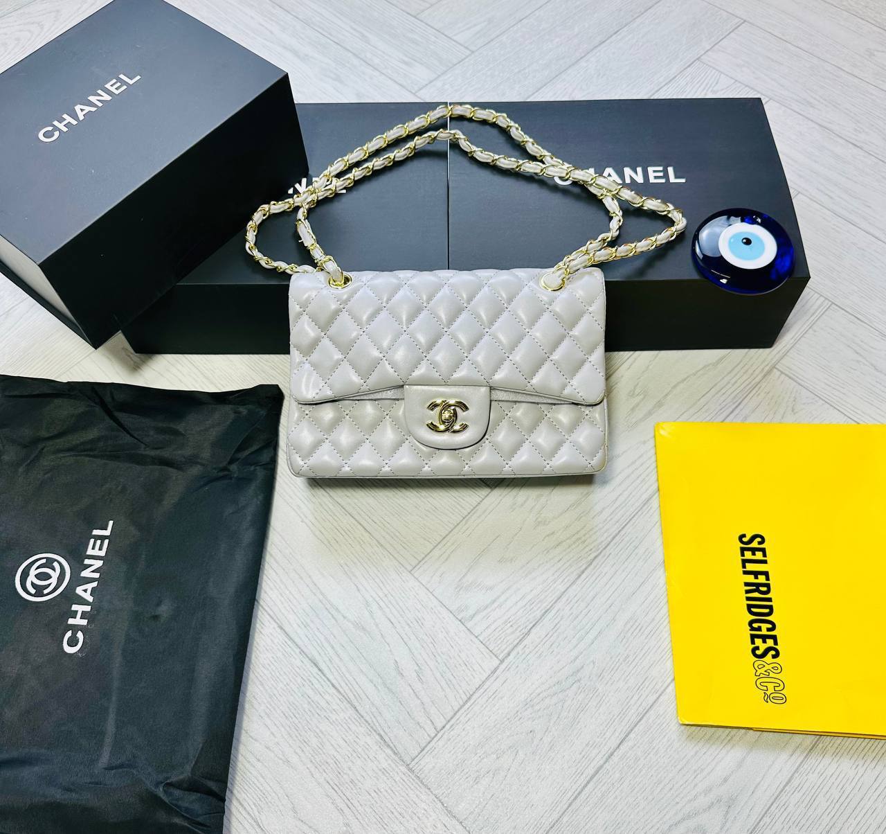 CHANE BAG WHIT BOX to1306