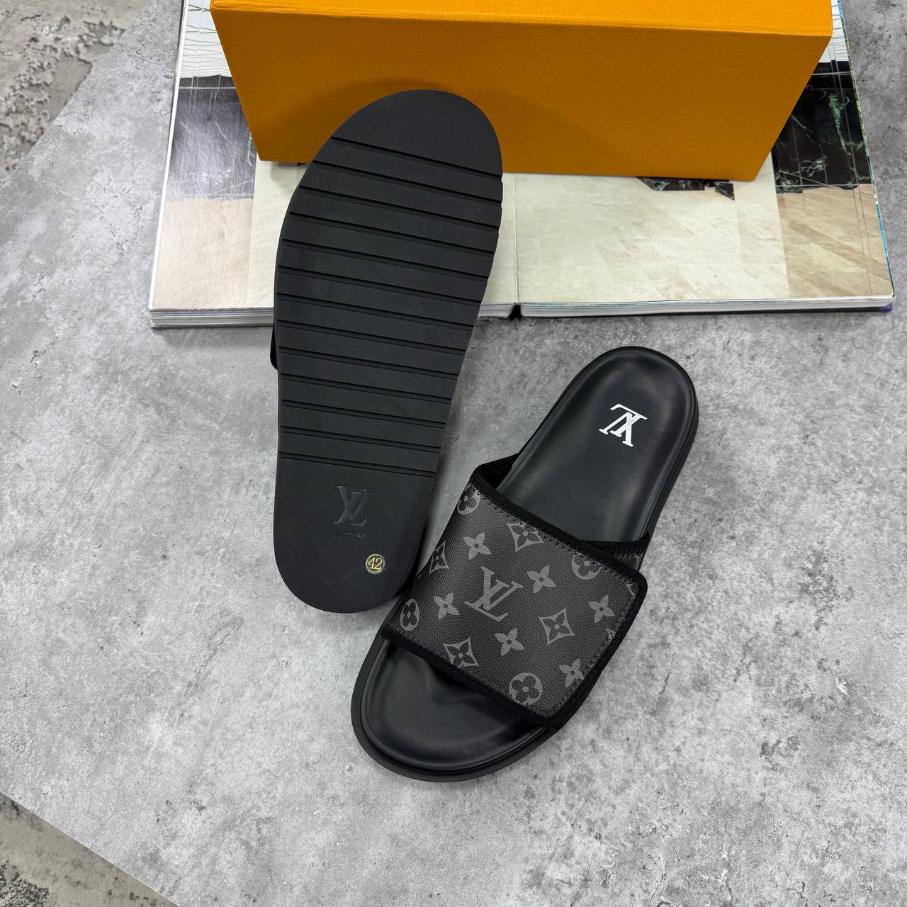 HIGH END LV MENS SANDALS WITH FULL PACKAGING ETC jay1406