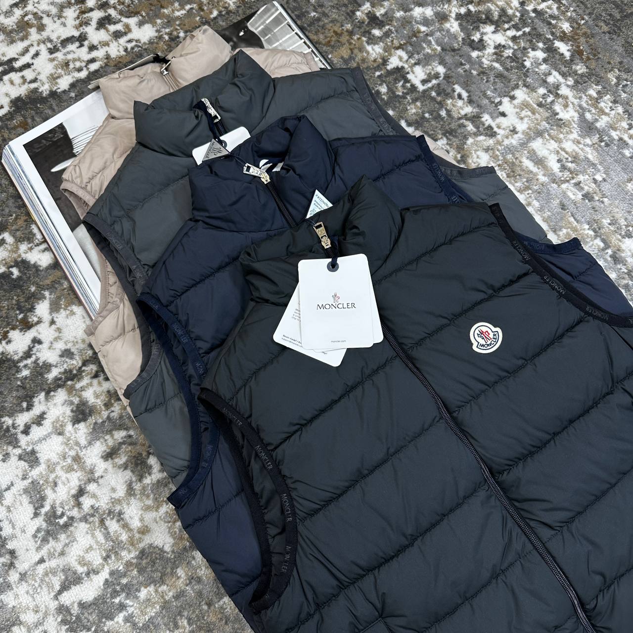 Top quality Moncle body warmer ha2508