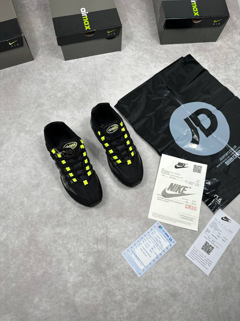 MENS NIK AIR MAX 95 COME WITH BOX ETC am0312