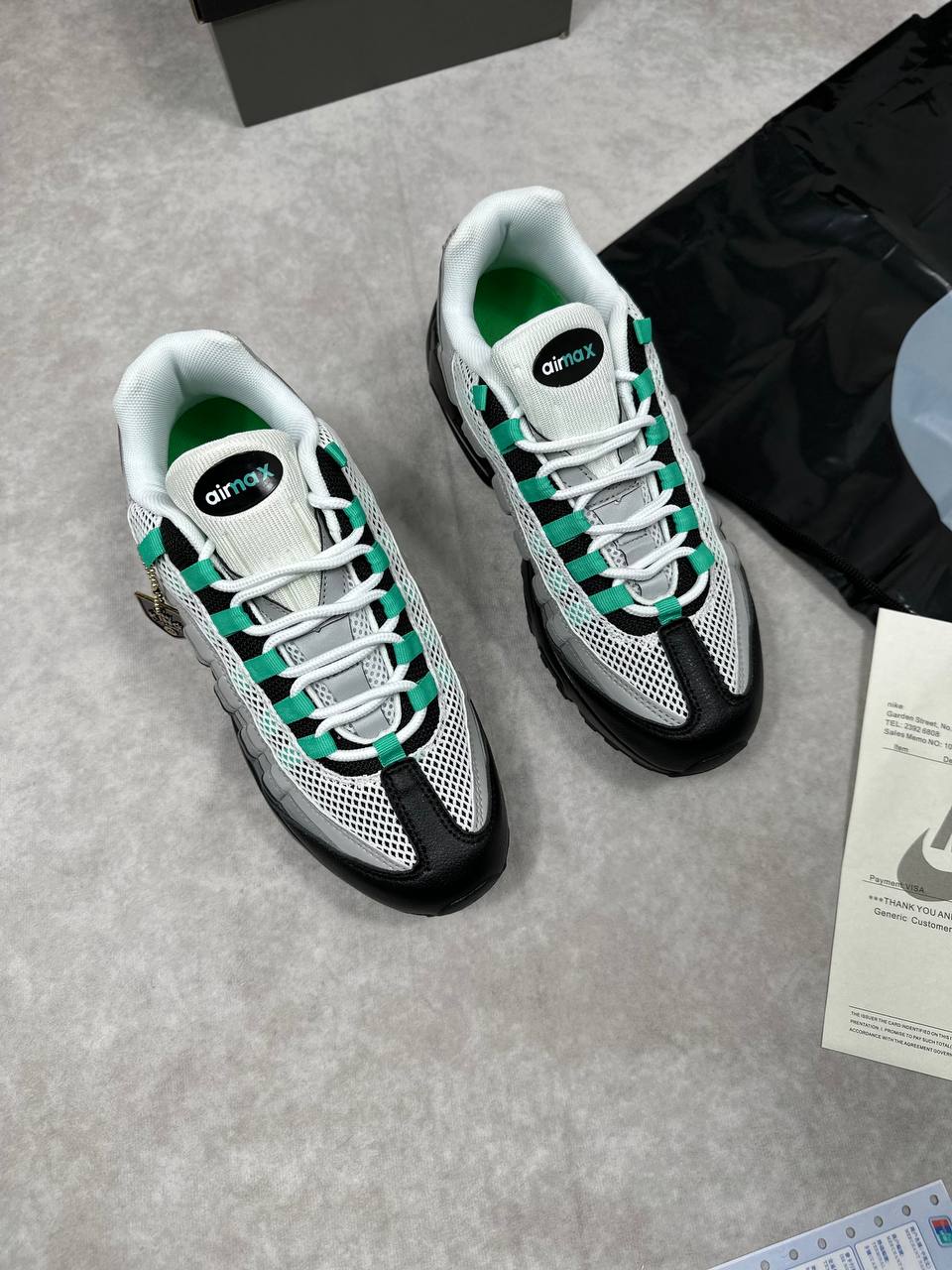 MENS NIK AIR MAX 95 COME WITH BOX ETC am0312