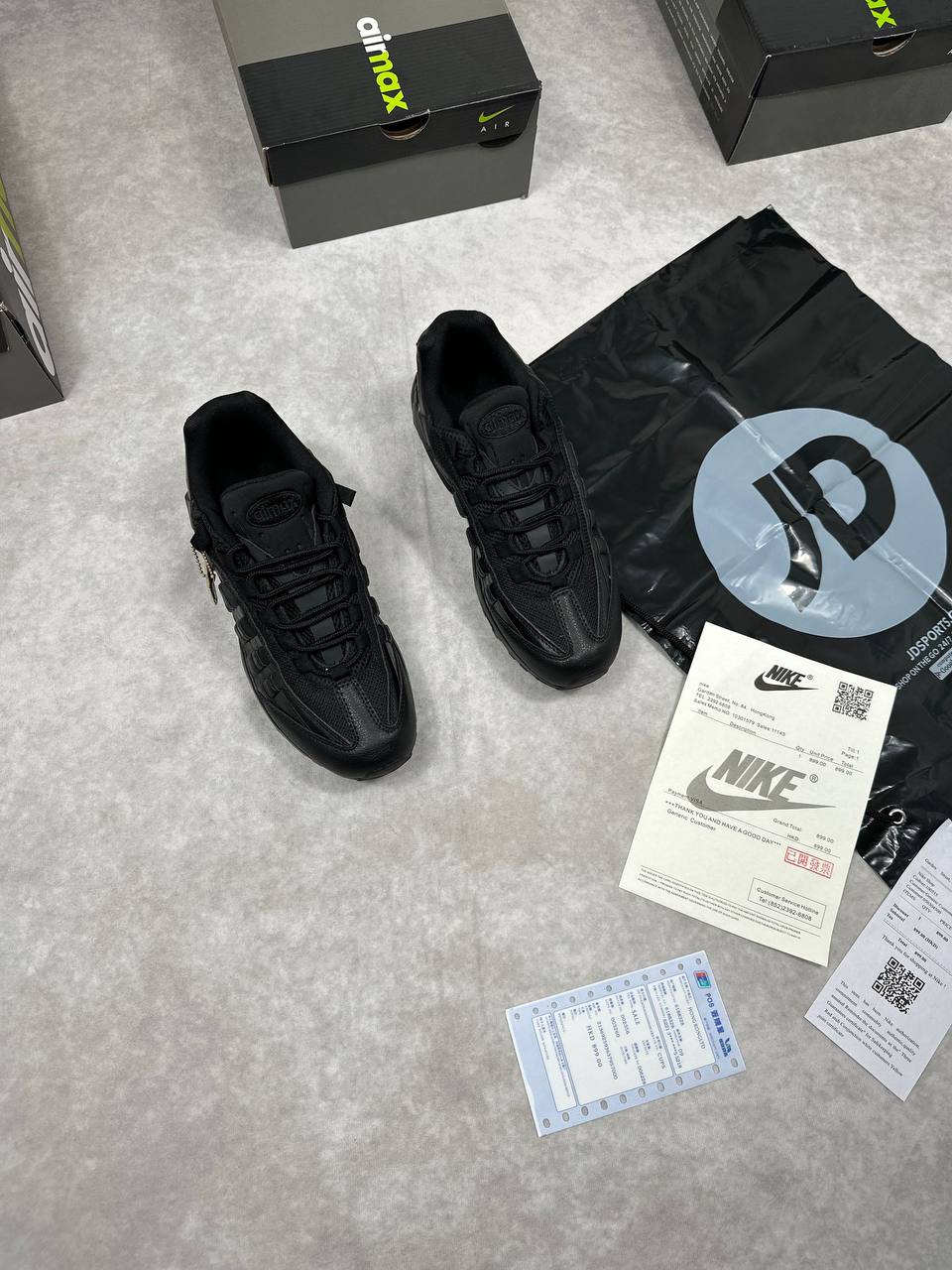 MENS NIK AIR MAX 95 COME WITH BOX ETC am0312