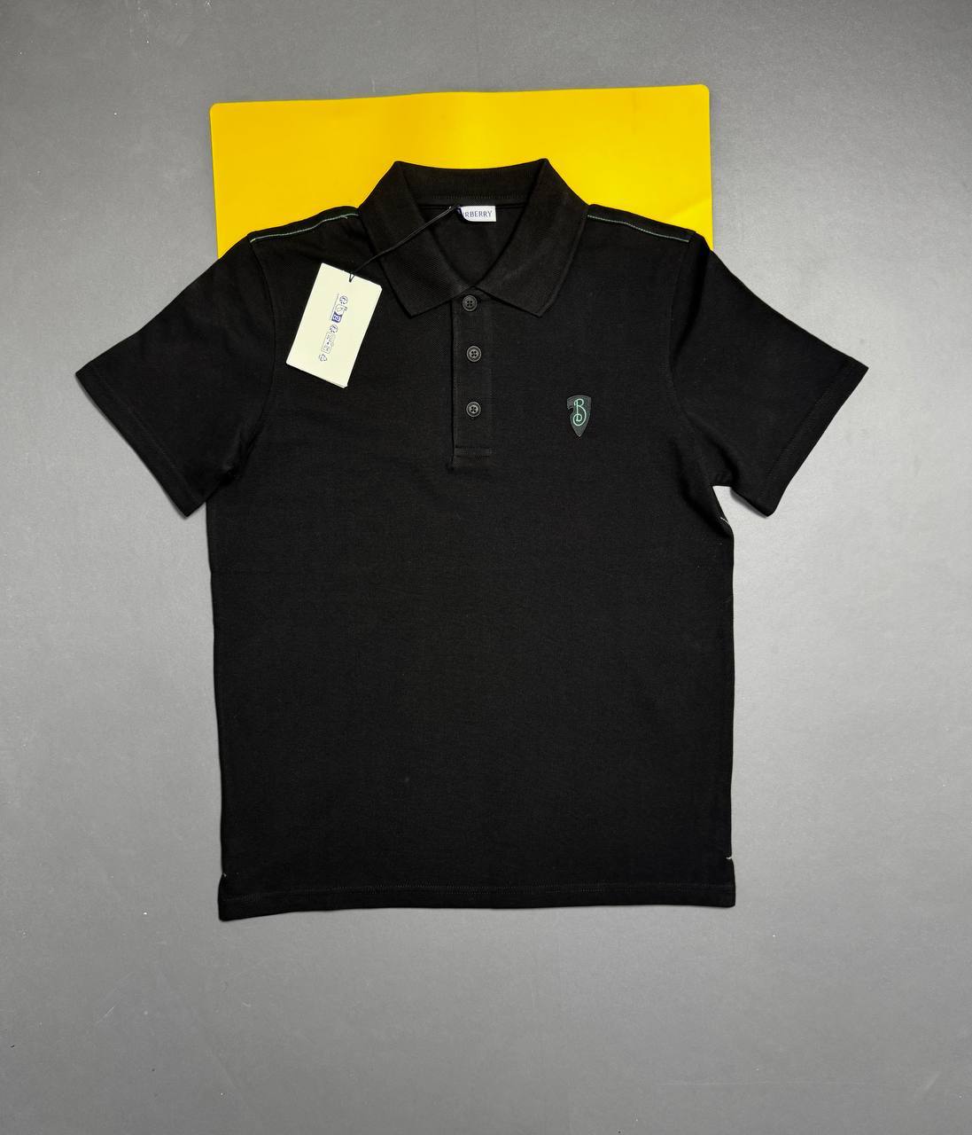 Burbery Polo or  Swim shorts su0209