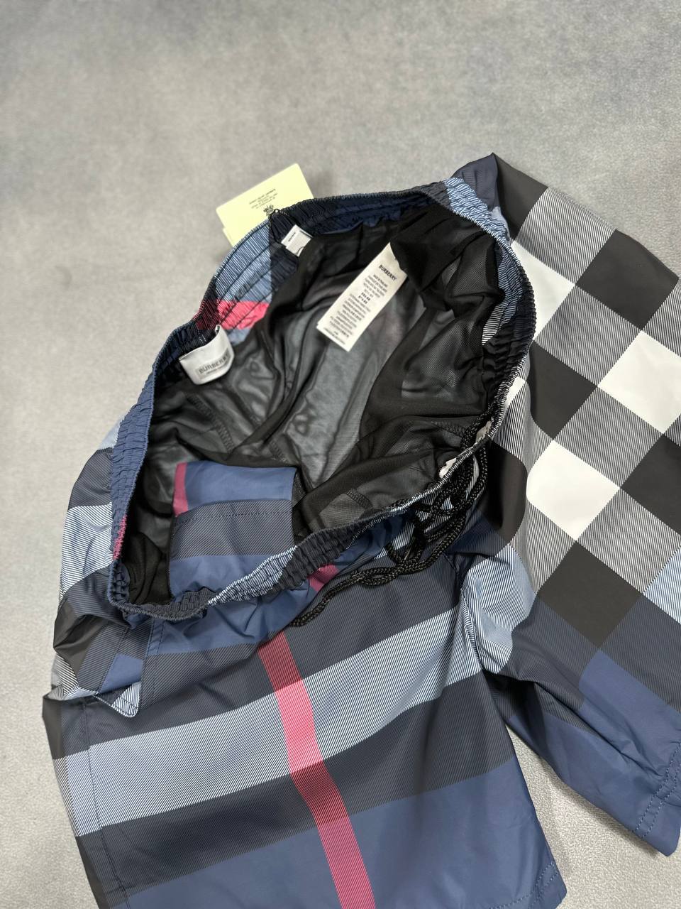 BURBERY SWIMSHORTS sa2608