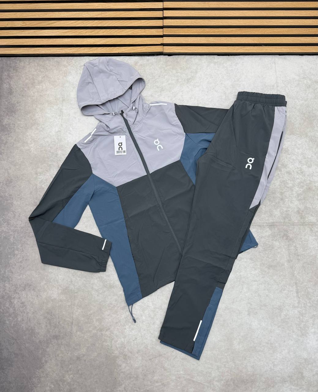MENS ON CLOU TRACKSUITS am1506