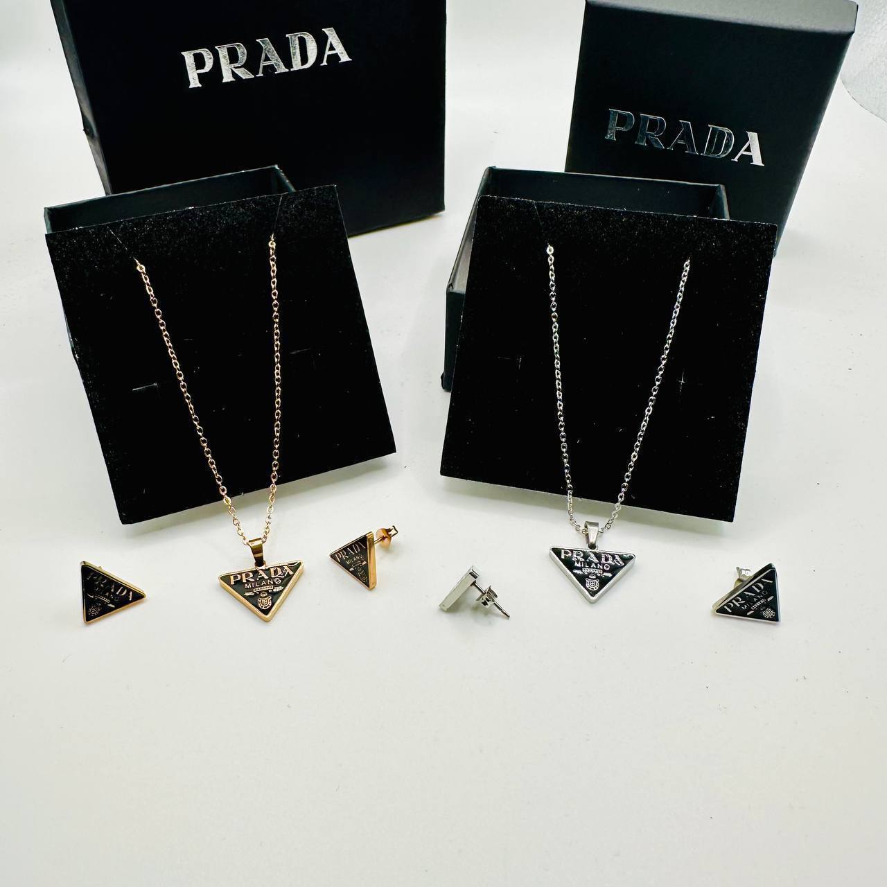Prad earings and necklace set with packaging to0312