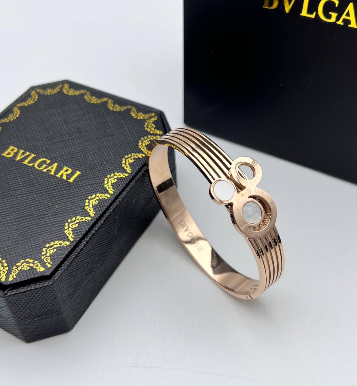 All new styles Bangles with box sa0107