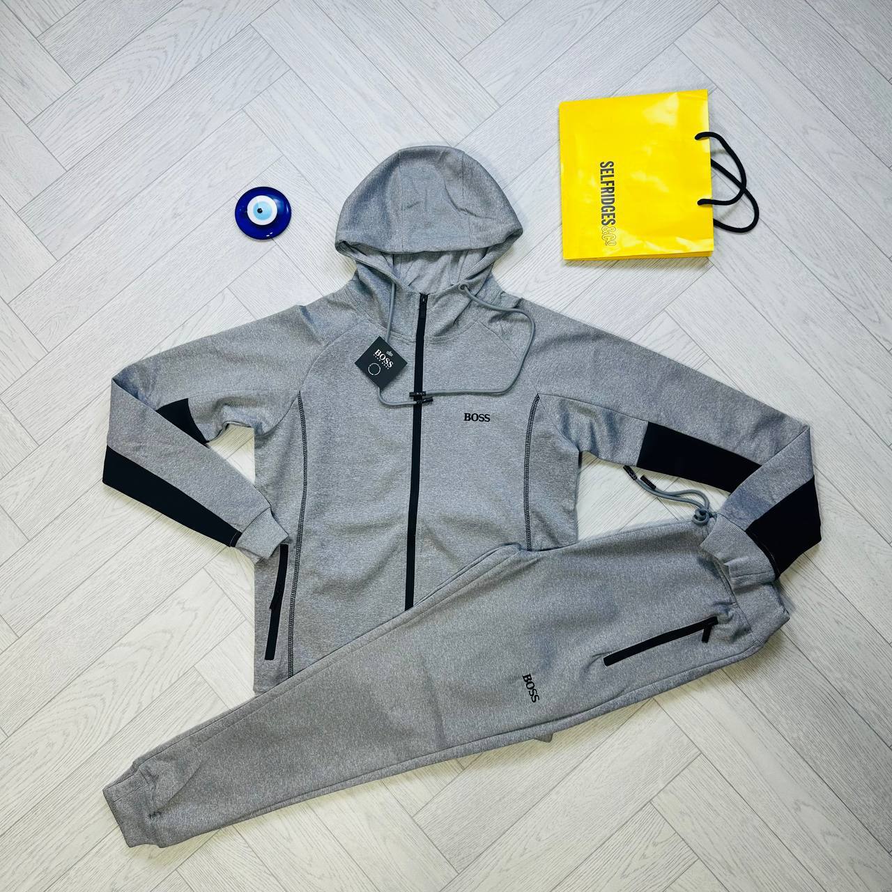 GOOD QUALITY  BOSS TRACK SUIT to1706