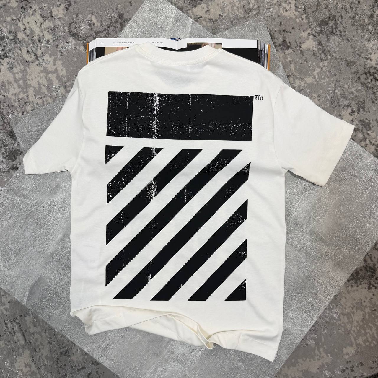 Off white Tshirt aj1706