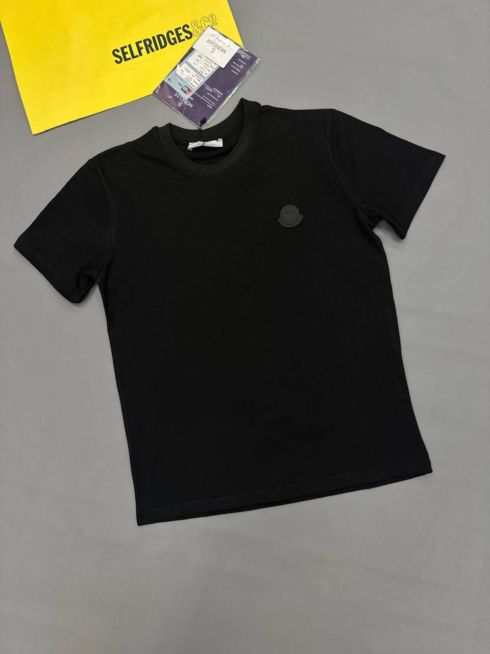 Quality Moncle T-shirts & Shorts 🩳 to1906