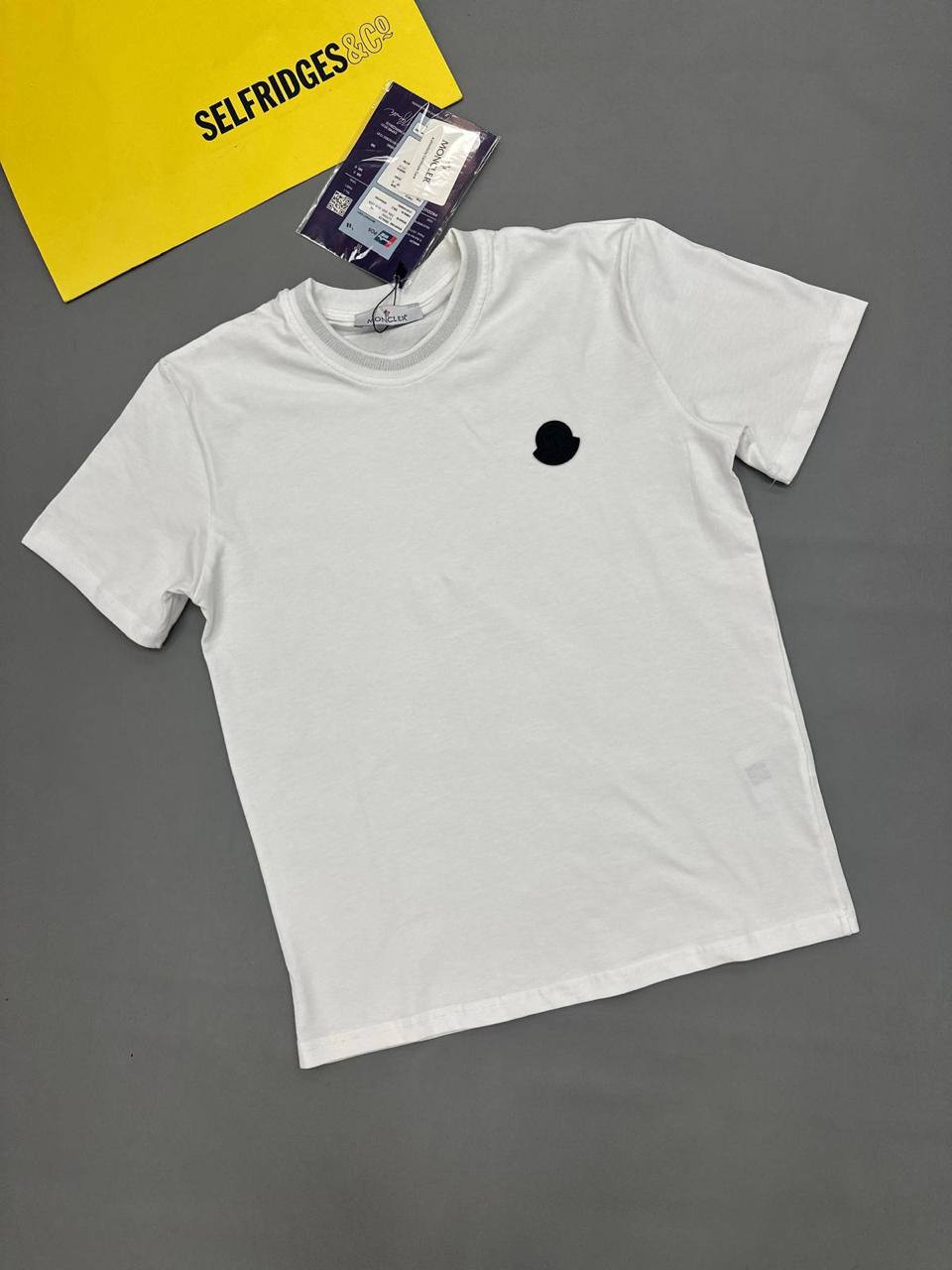 Quality Moncle T-shirts & Shorts 🩳 to1906