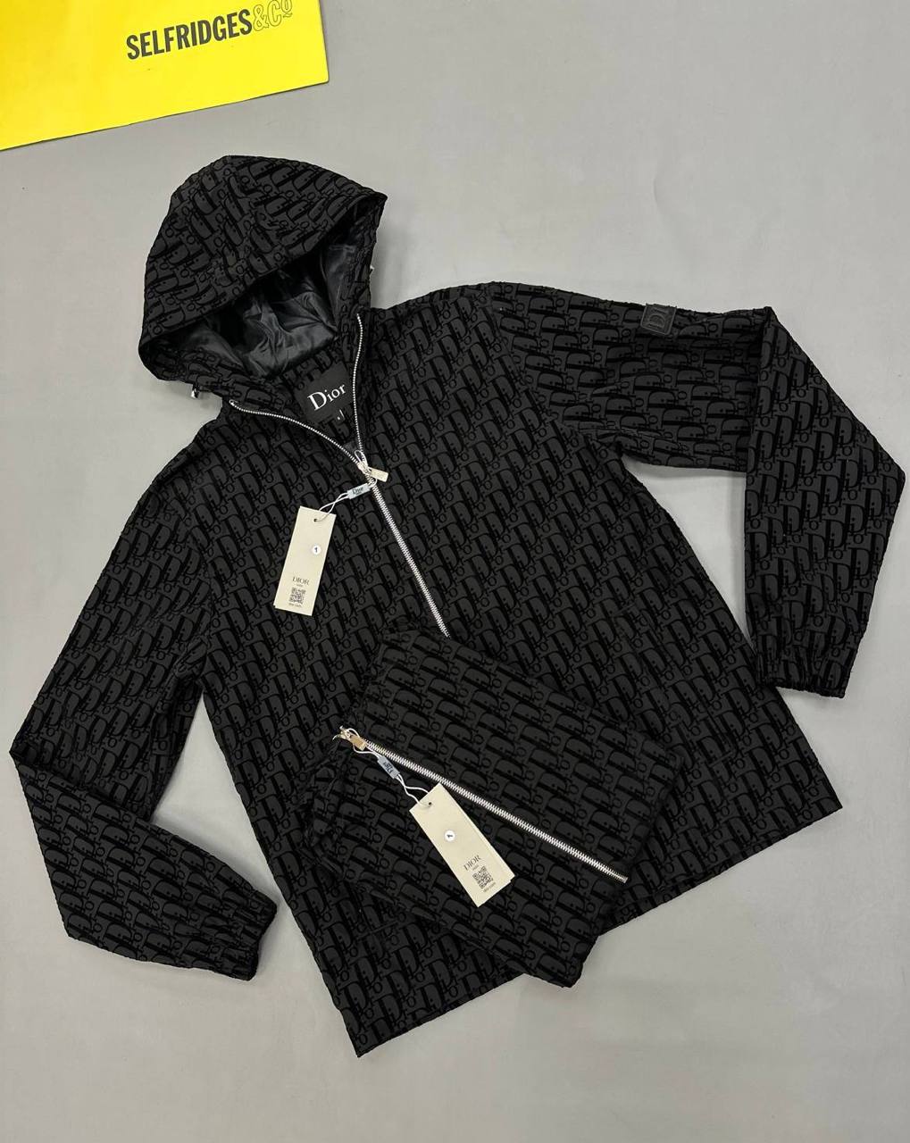 Quality Christia Dio  Lightweight Jacket&And short to1906
