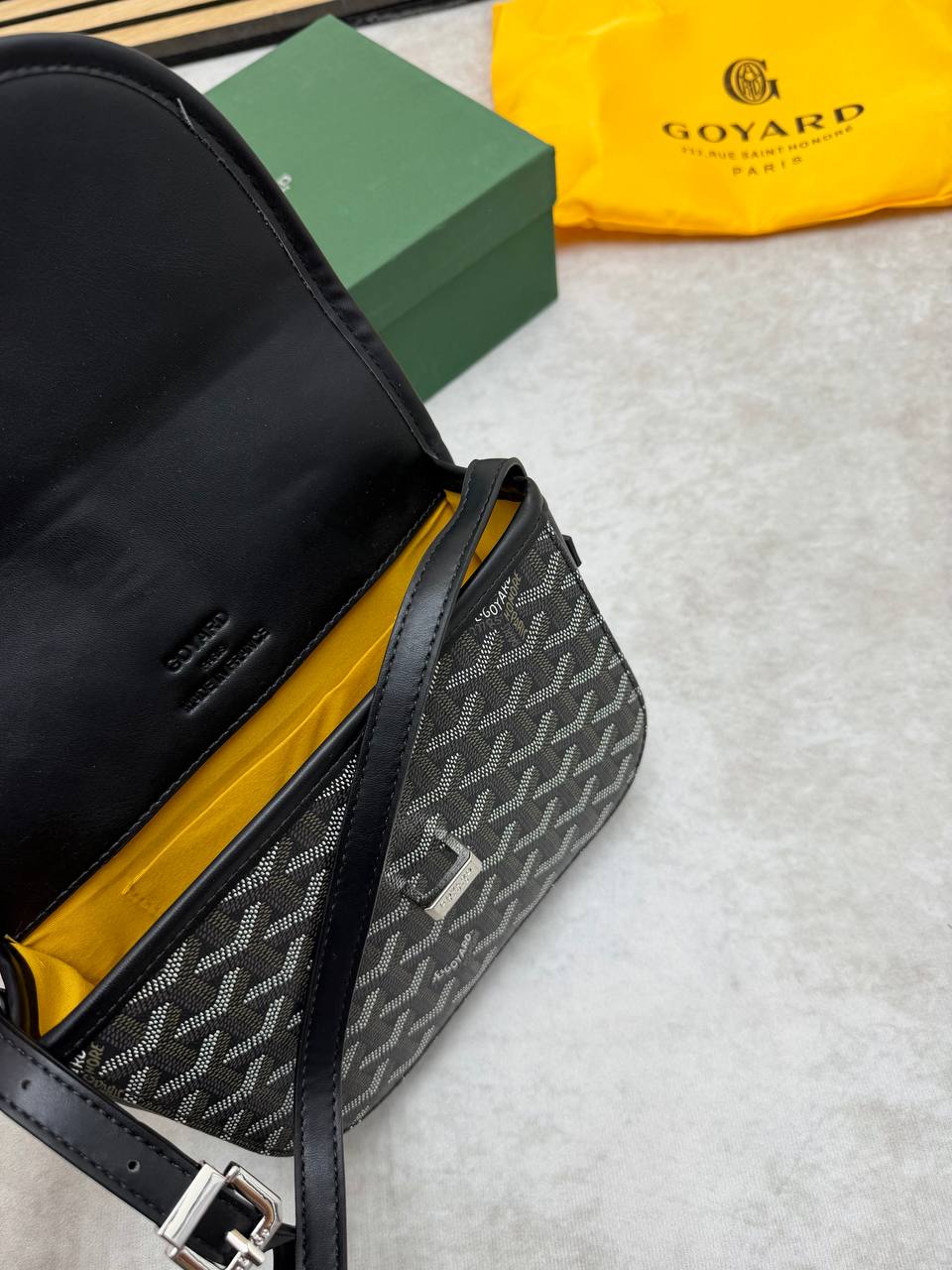 SUPER CLON MENS GOYARD BAG COME WITH BOX ETC am2006