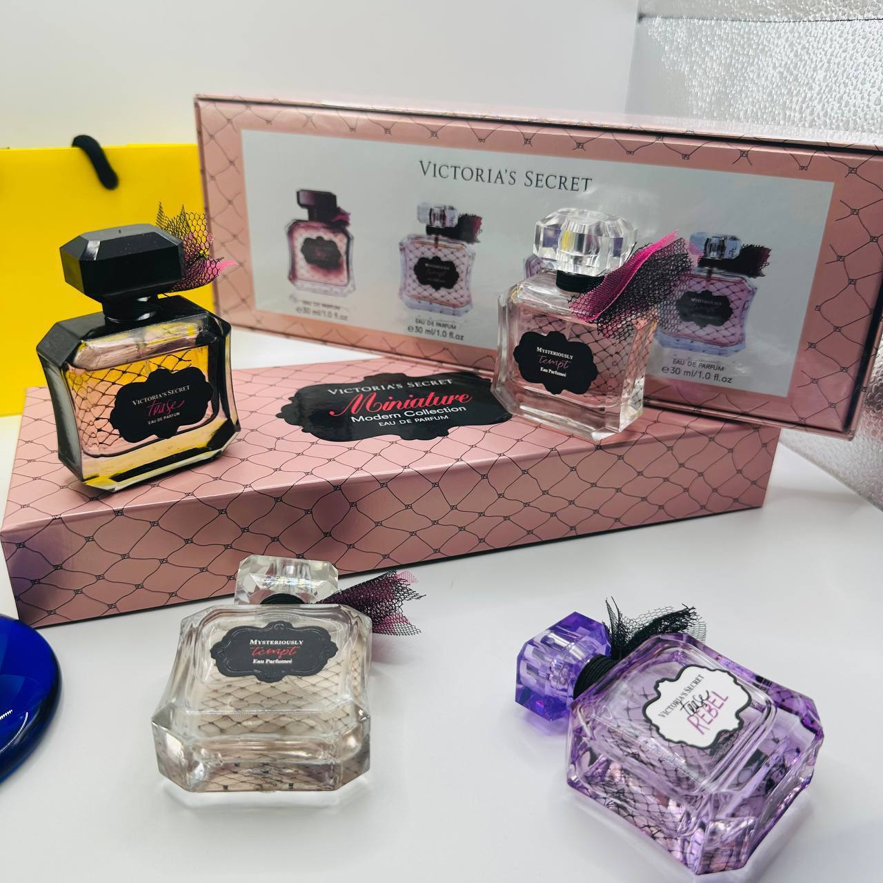 Victori Secret perfume gift set available to2006