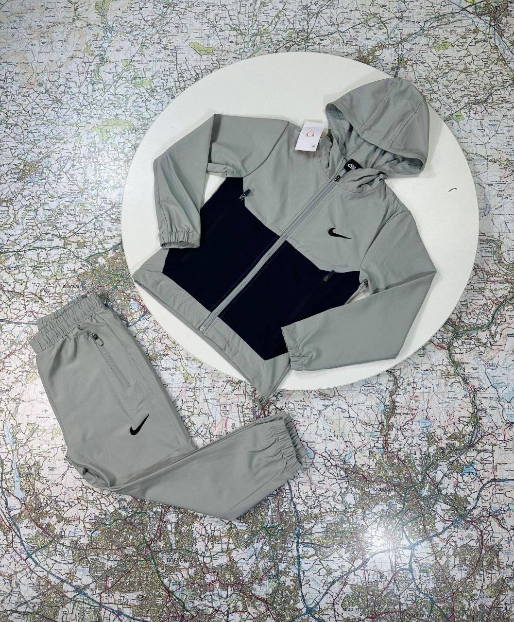 NIK KIDS CARGO TRACKSUIT su0209