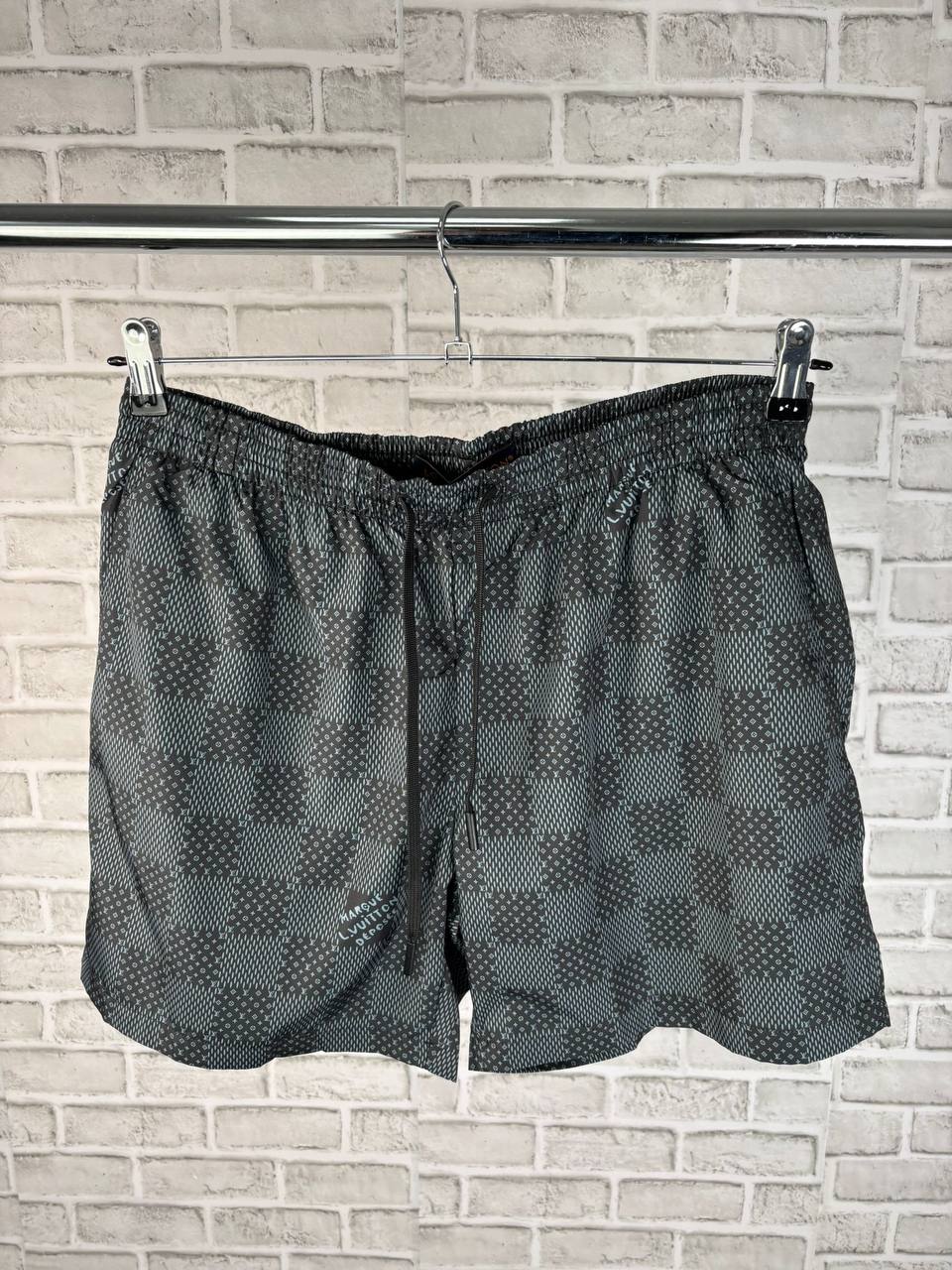 LV T-shirts or shorts aj3005