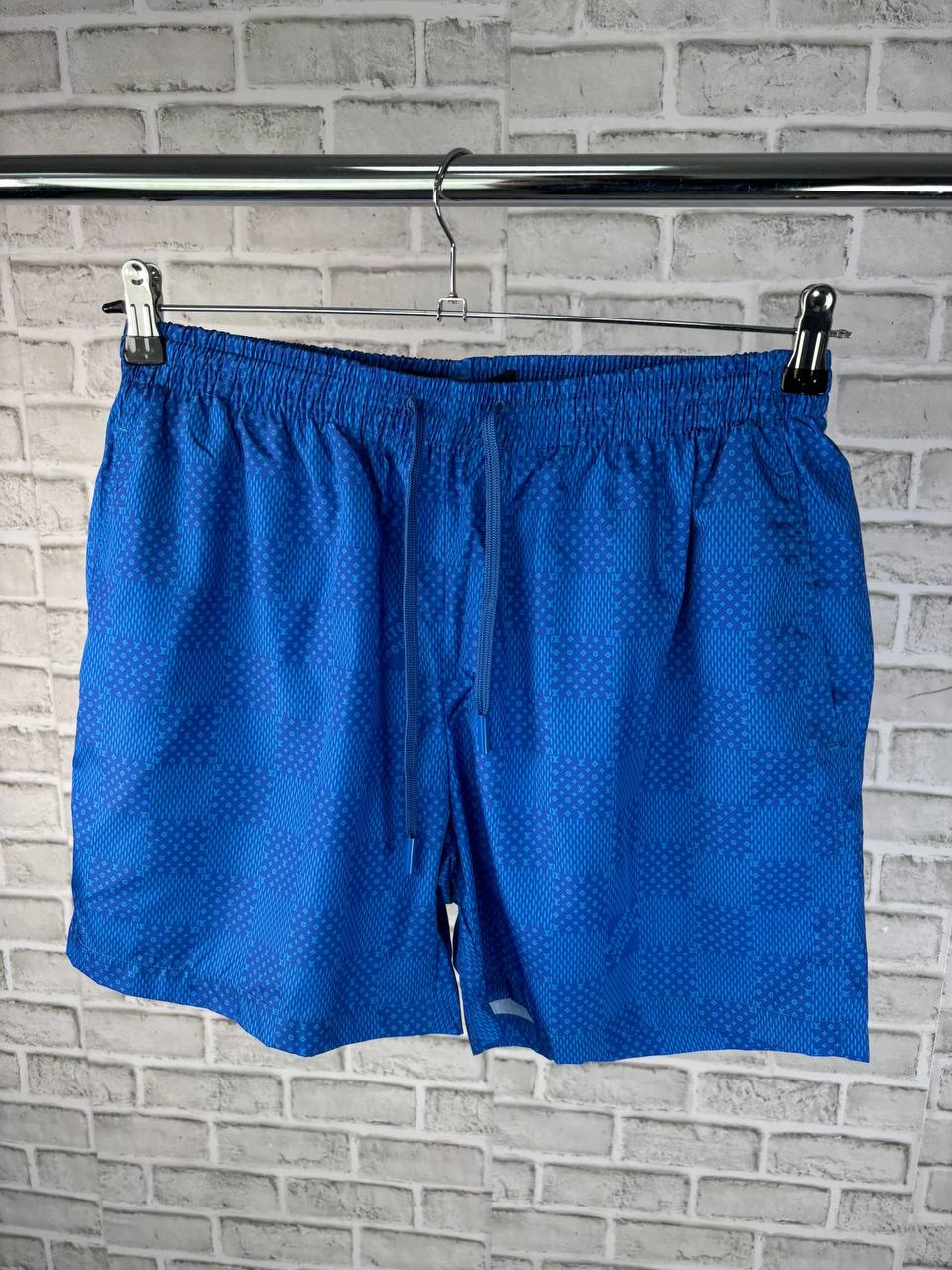LV T-shirts or shorts aj3005