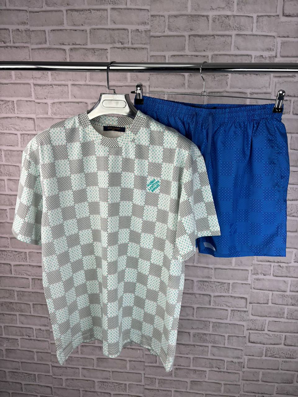 LV T-shirts or shorts aj3005