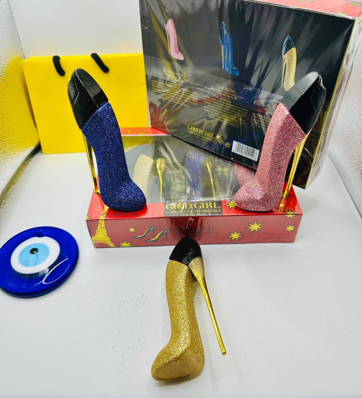 Good girl perfume gift set available to1012